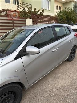 تويوتا يارس